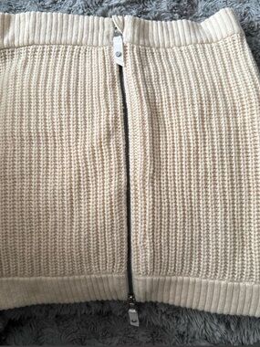 Lululemon Cream Knit Zip Scarf